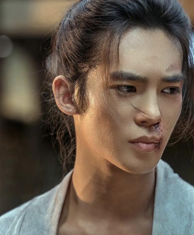 明明是同一个人，演完了“蒋介石”又演“闻太师”，差点没认出来