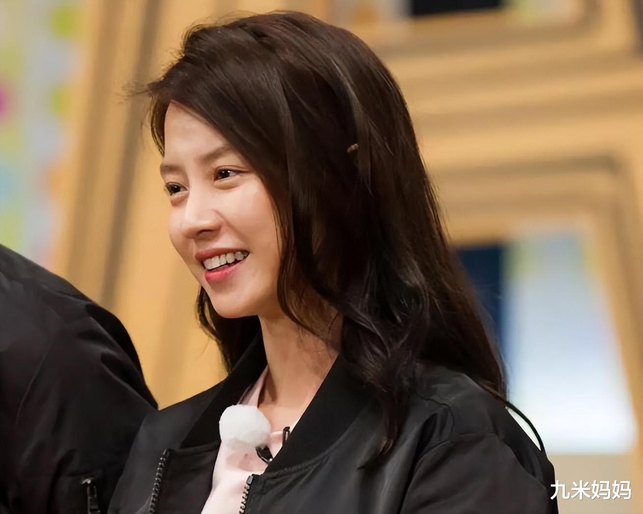 被网友要求从《running man》下车,宋智孝称正在检讨,会继续努力