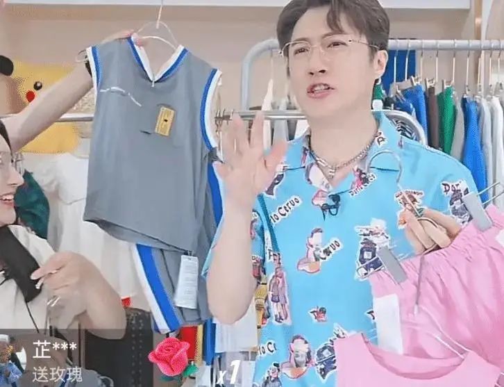 迟帅|42岁迟帅罕晒娃,曾和姚笛同居7年,今资产过亿成人生赢家