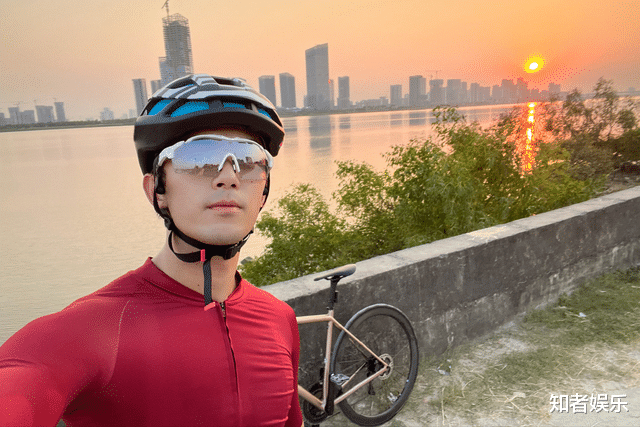 吴磊|继张译之后,娱乐圈再添一大怪象,“野生运动员”吴磊名副其实