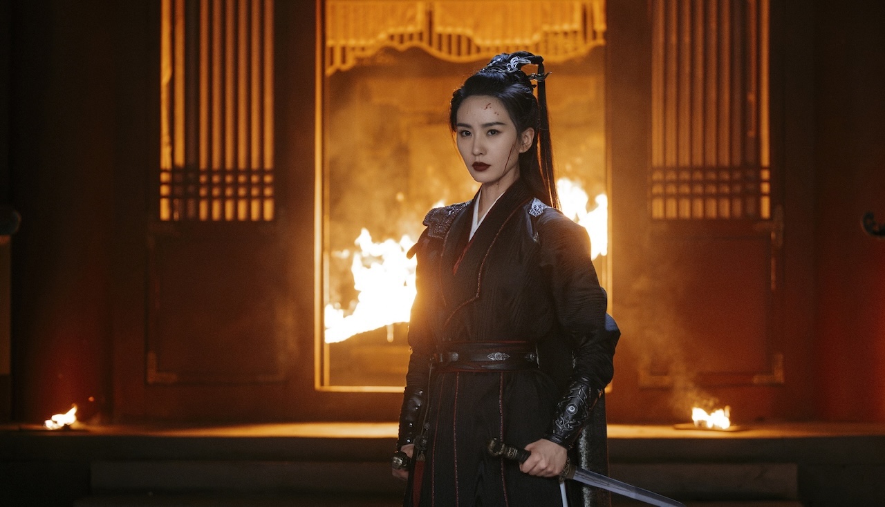 气质和骨相有多重要?36岁刘诗诗和30岁陈都灵站在一起,高下立判