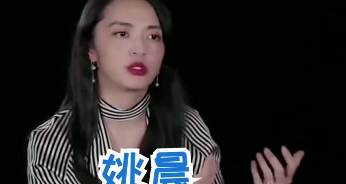 姚晨|姚晨晒与女儿合照，母女比拼颜值，小茉莉遗传母亲优点，成功出圈