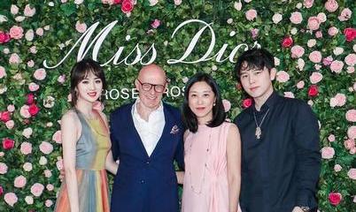 姚安娜|“华为千金”姚安娜,住5亿豪宅坐飞机出行,身价百亿却要当明星