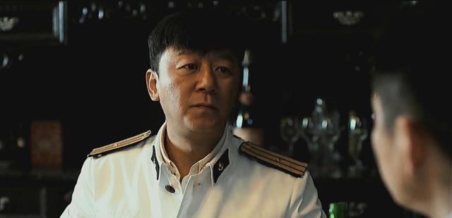 江德福|《父母爱情》江德福为何三十年只升一级?梁副政委一席话说得透彻