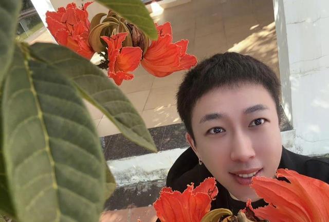 于正|许凯无效播剧,吴谨言两年未进组,于正大冤种拖累的人可不止一个