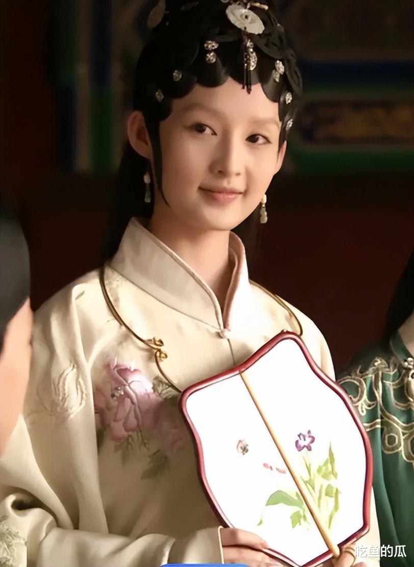 资源逆天又如何？人设崩塌、故作清高，这4位女艺人活该红不起来