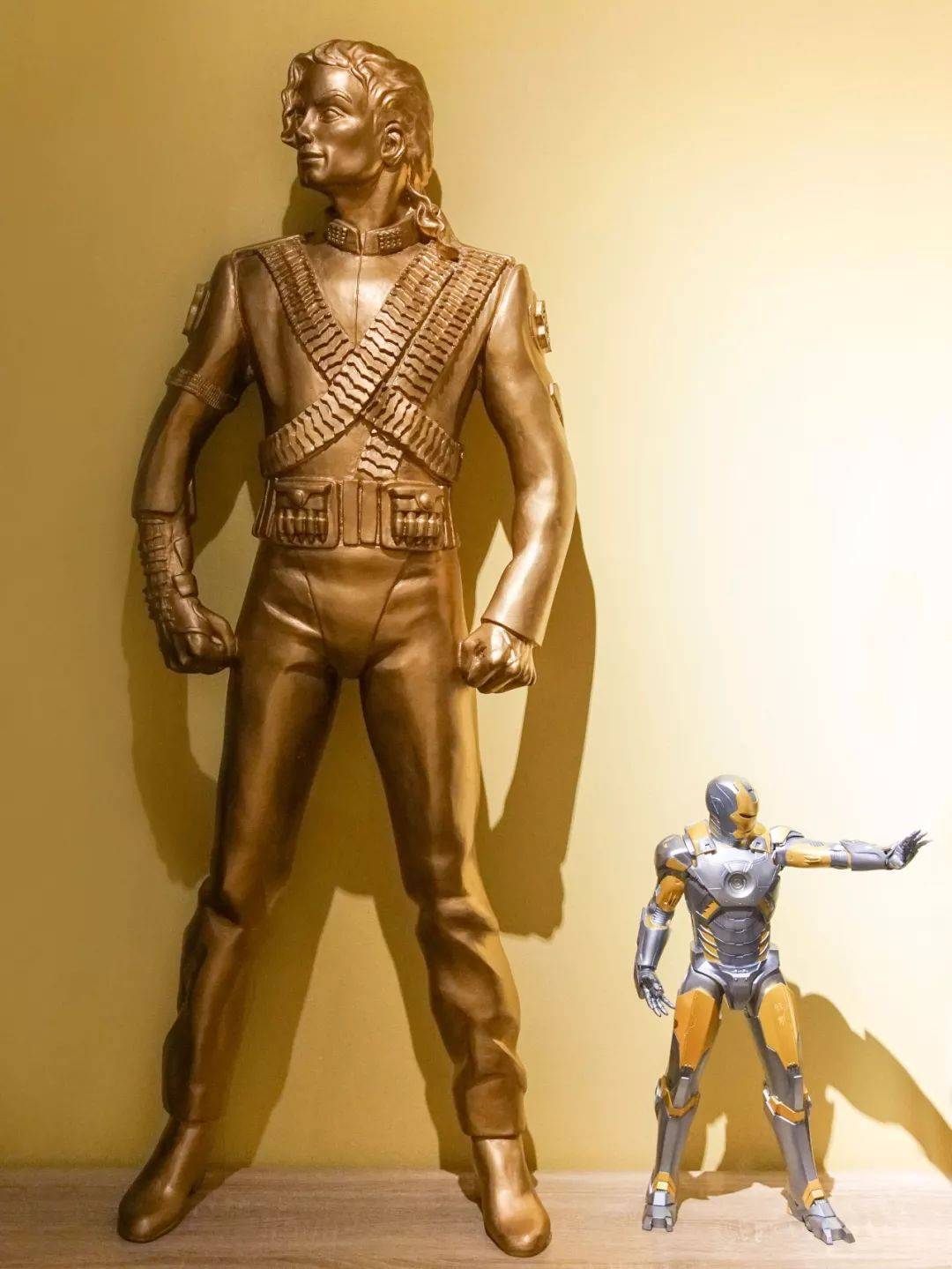 萧敬腾家中求婚经纪人：8层别墅，有演奏厅和室内篮球场