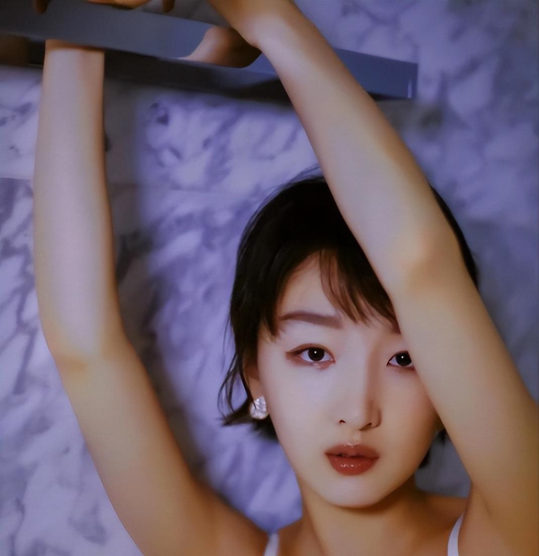 塑料姐妹、娱乐圈“交际花”,周冬雨的尾巴终于藏不住了