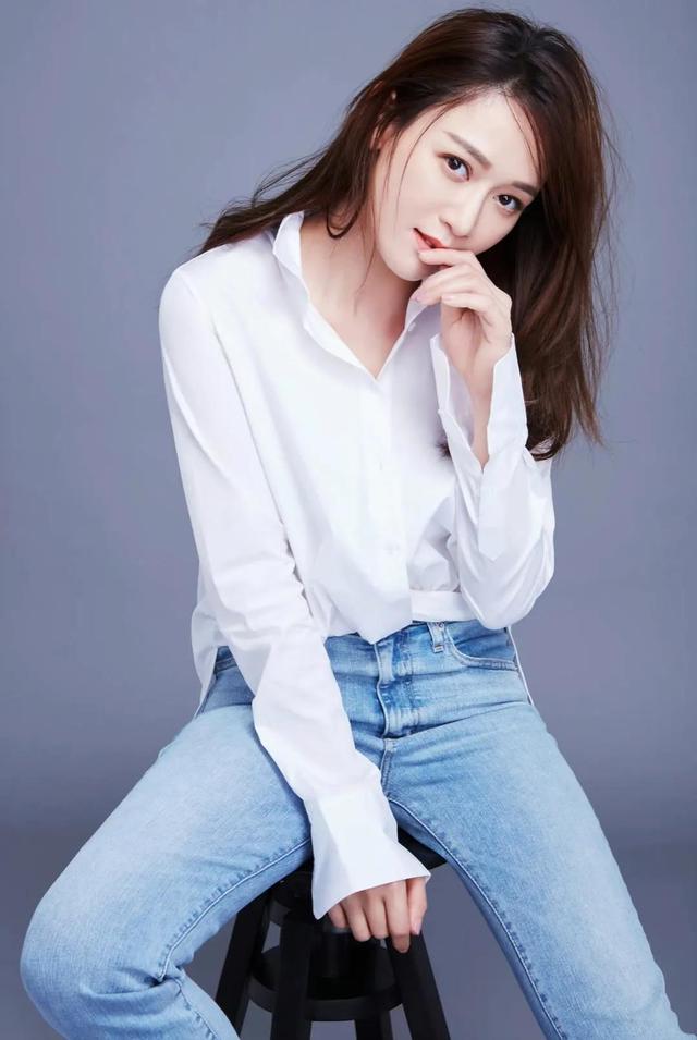 陈乔恩|陈乔恩真不老女神，清纯可爱惹人怜爱