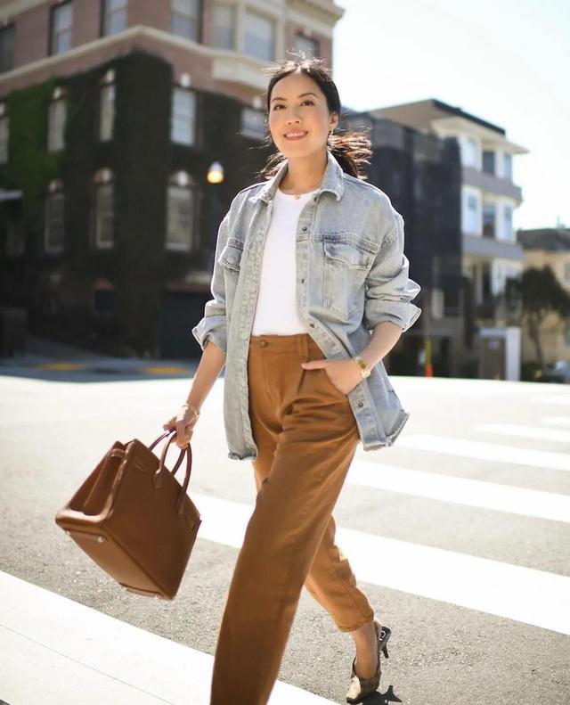 职业教育|跟她学职场精英风穿搭,简洁大方的平价款,一样气场十足