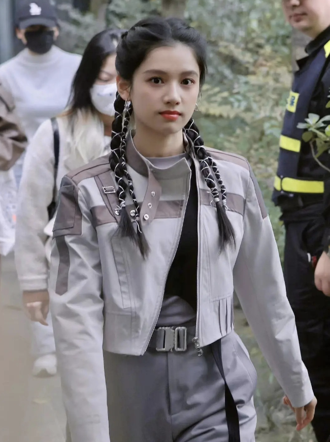 林大竣|《奔跑吧》路透曝光，baby和男闺蜜张大大比心一脸灿笑，不受前夫合照影响