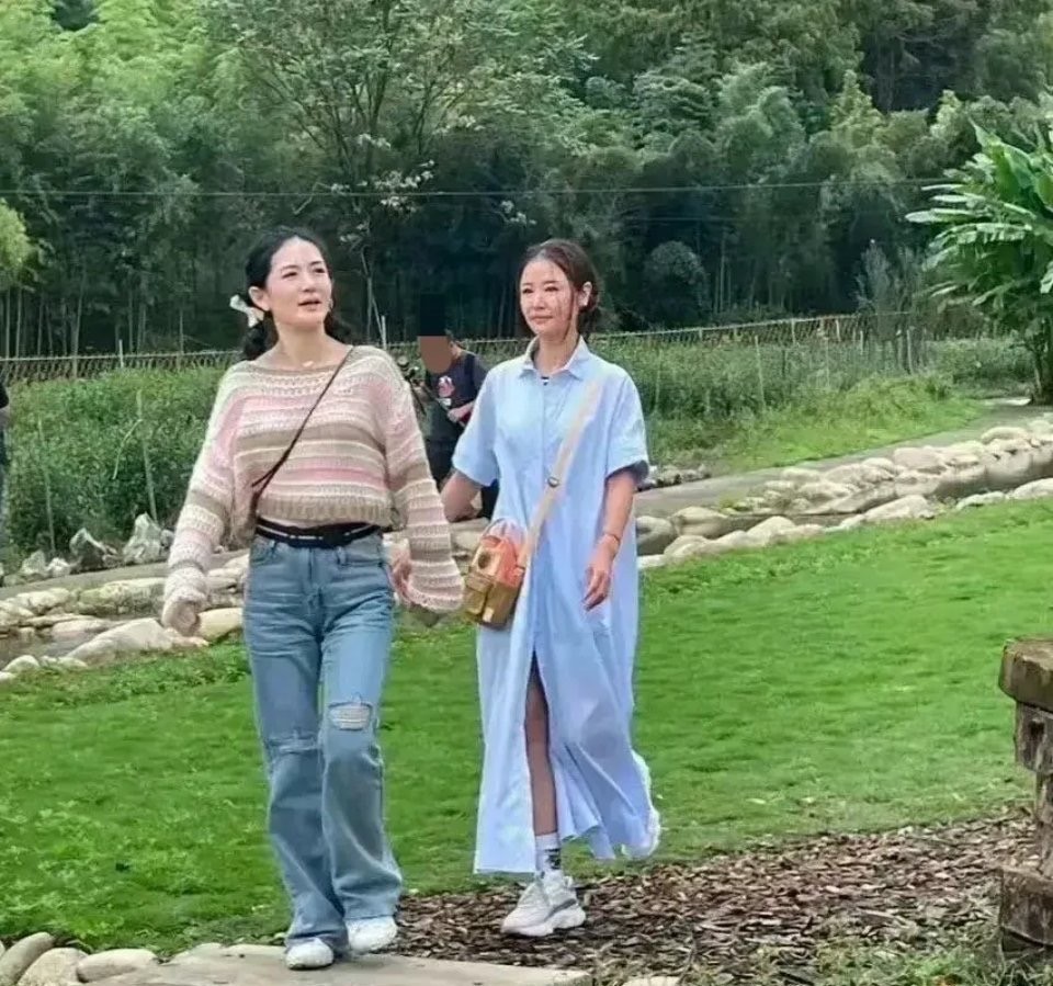 “看似完美艳丽,实则满脸皱纹”的不老女神们,生图才是人间真实