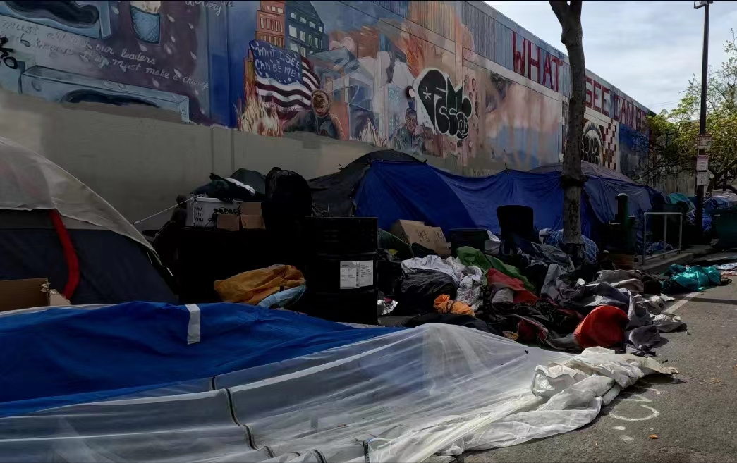 孤勇者！陈奕迅在美开个唱 嘲讽美国街头吸毒泛滥 气疯媚外人士