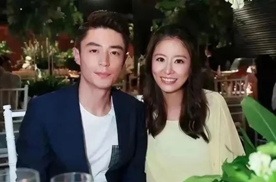 苏有朋隐婚15年了?女方真面目曝光,身价令人惊讶?怪不得他没正眼瞧林心如?