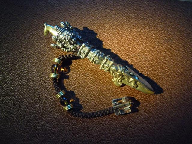 灵魂之作可拆卸的“金刚降魔杵”，文玩界藏传法器的艺术之风！