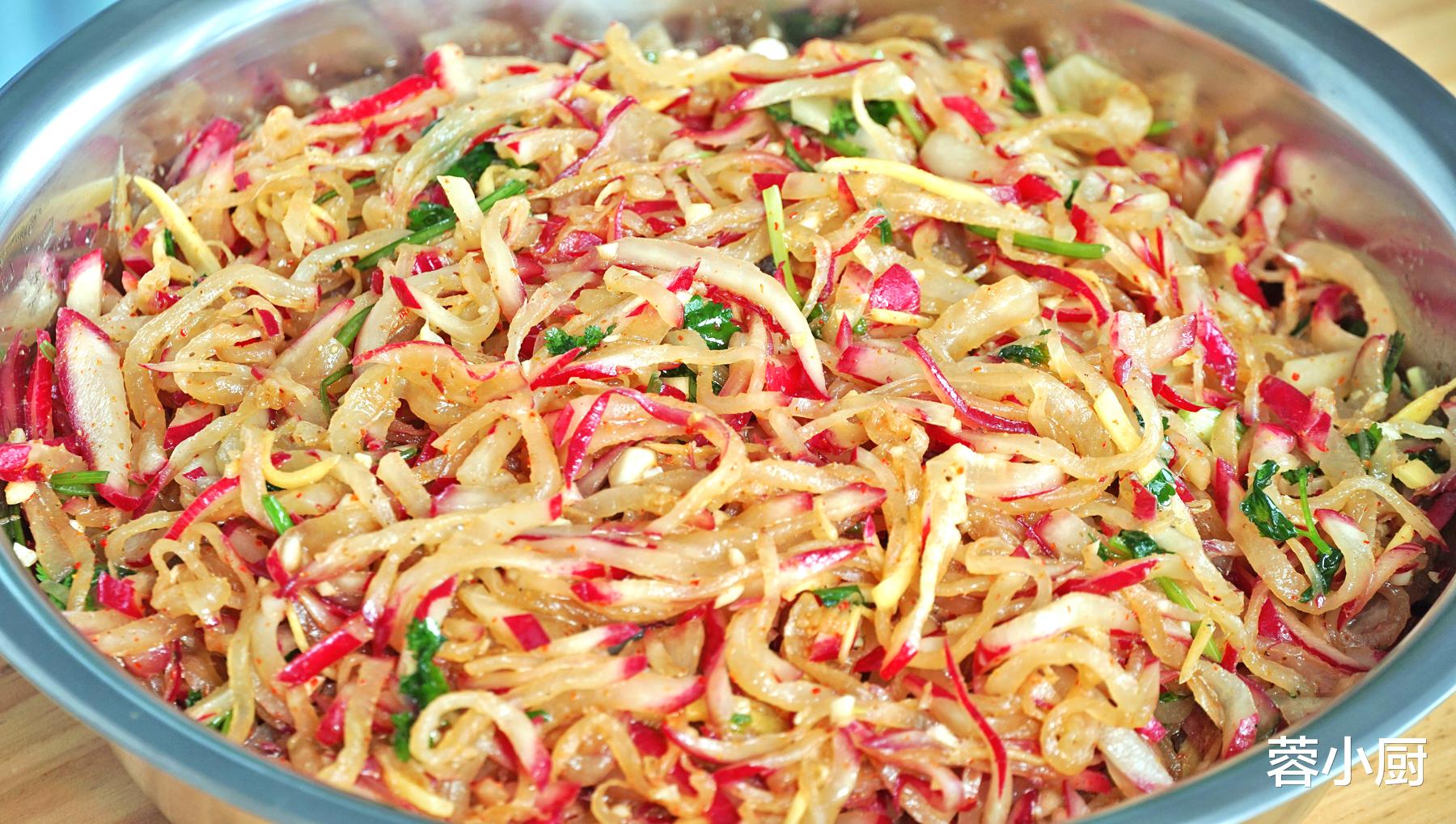 萝卜|腌萝卜丝，学会正确做法，不生涩不发苦，清脆解腻，全家都爱吃