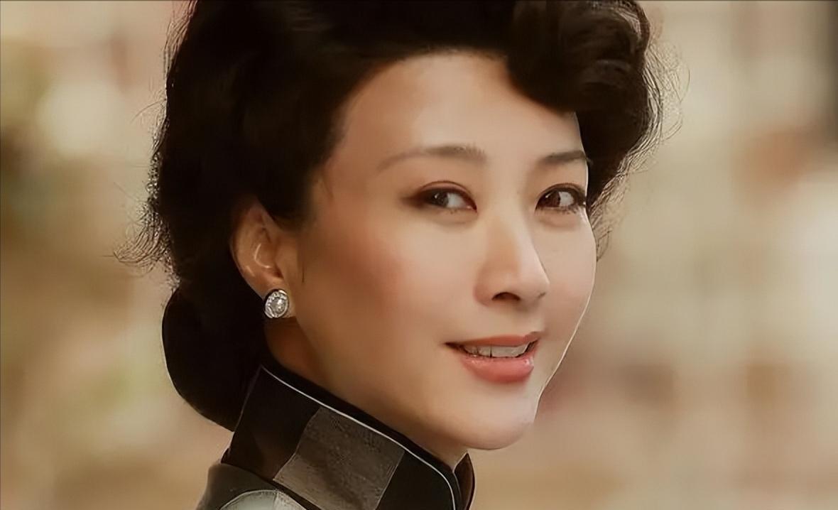 范冰冰|演员王静：低调演戏36年，一人撑起母亲晚年，59岁婚姻成谜！