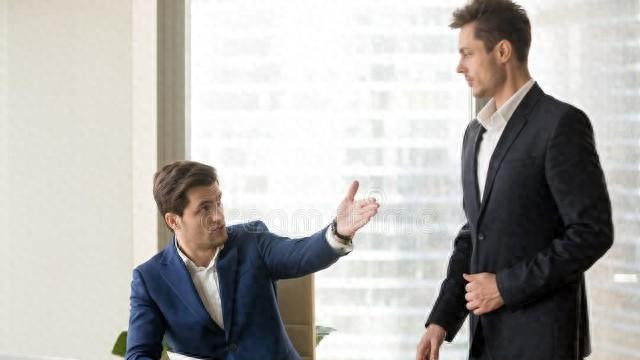 领导提拔员工前的驭人术，三个套路让你不得不服