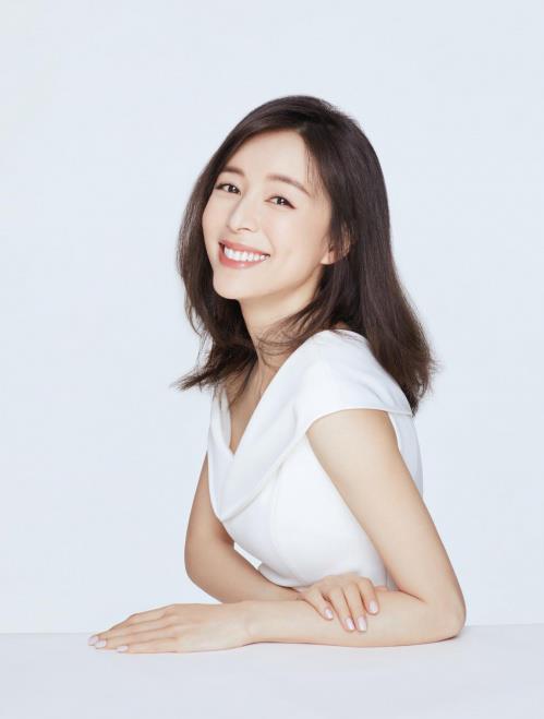 张静初|从“导演收割机”到“素食女神”,年过40的张静初究竟经历了什么