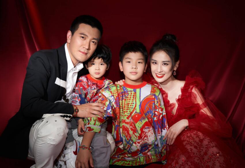 杨子|曝“直播恩爱”夫妇已离婚!男方在外早有小三,女方聚餐满是嫌弃