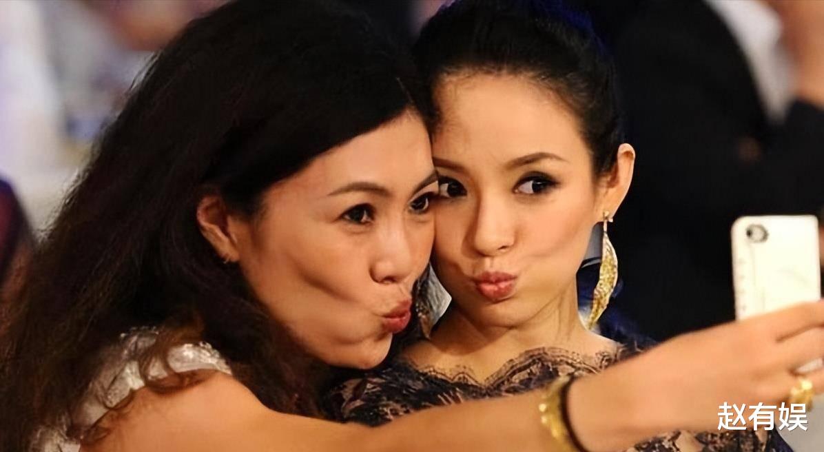 迪丽热巴|戏里情侣闺蜜,戏外无视不熟,明星的“嫌弃”,有多明目张胆?