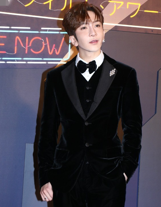 高丽虹|亚洲电影大奖红地毯：高丽虹端庄刘嘉玲贵气，郑裕玲瘦成纸片人