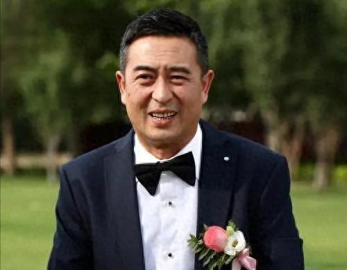 王海燕:我带24亿嫁给张嘉译,婚后知他恶习,离婚的心早就有