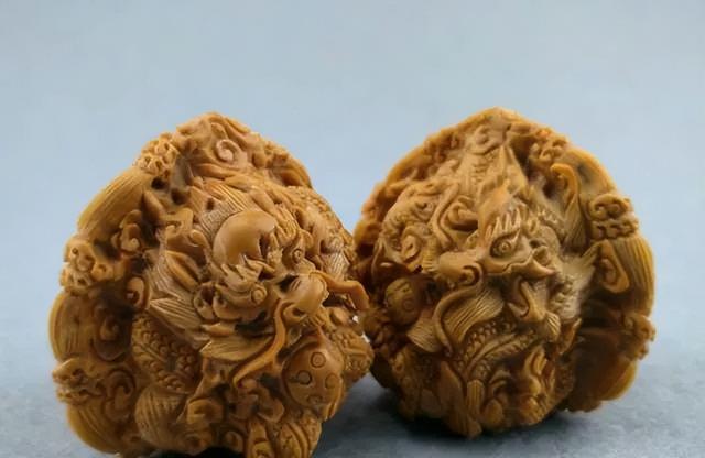 文玩核桃|文玩核桃对你说:你可以这样盘玩