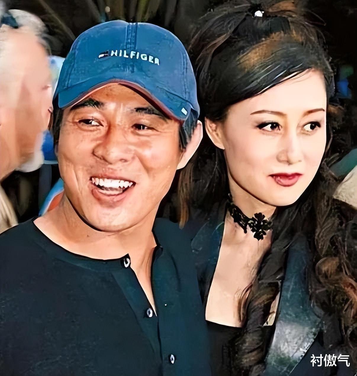 |61岁利智罕现身，头发稀疏双颊下垂似妇女，曾被誉为港圈第一美女