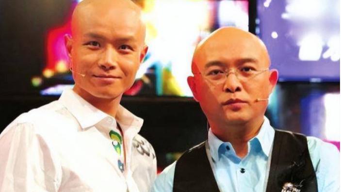 乐嘉直播曝《非诚勿扰》内幕：女嘉宾全都是演员，拖着不愿意下去