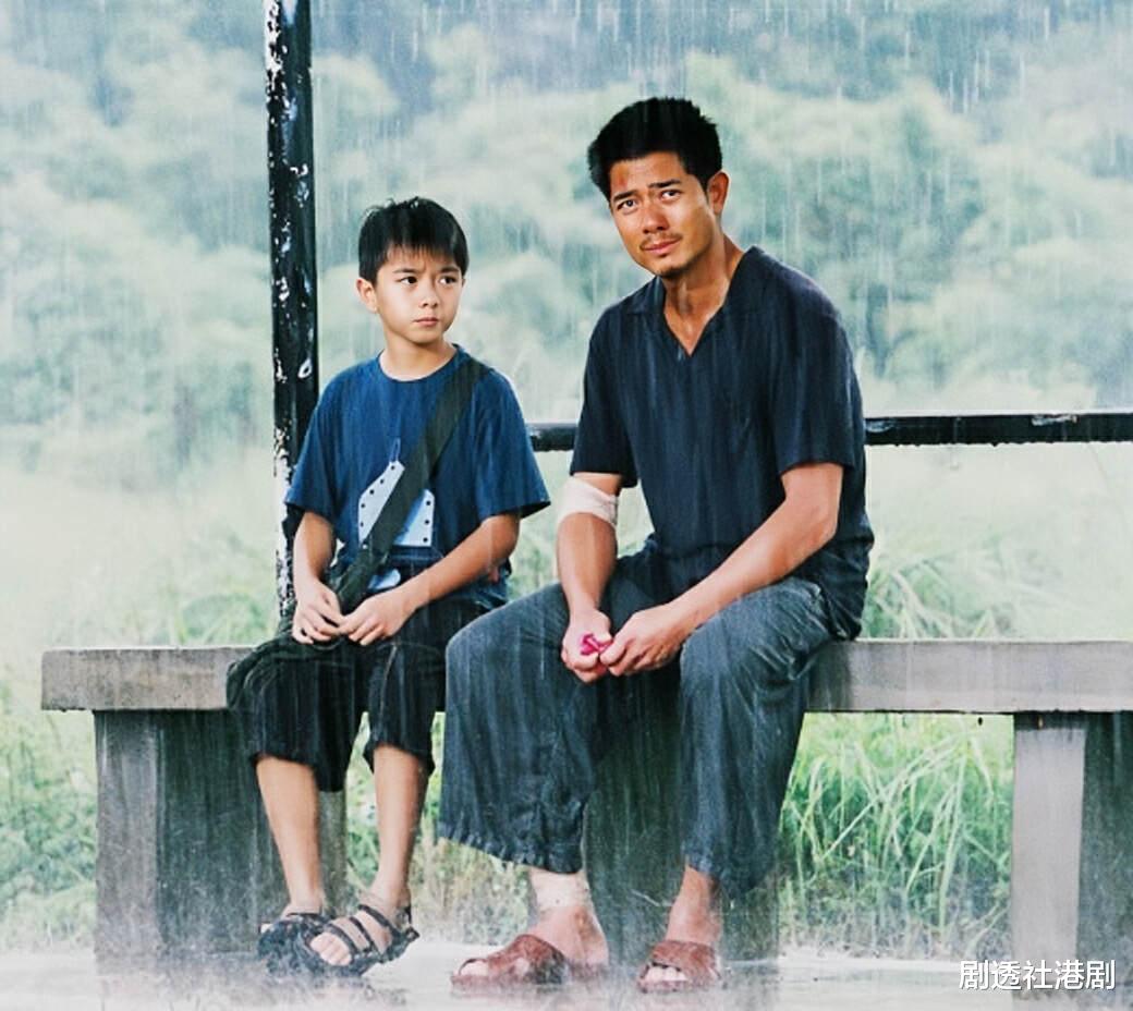 香港知名女星患胃癌离世8年,丈夫再婚定居国外,大儿子越发帅气