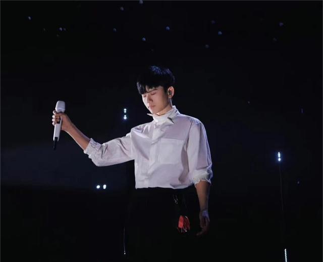 张杰|丁太升直言《声生不息宝岛季》首期节目中,最差的歌手是张杰