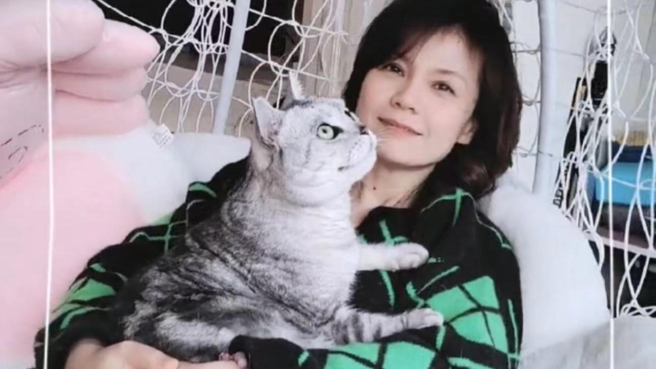 周冰倩|38岁冒生命危险生下儿子离婚，唱《真的好想你》的周冰倩怎么样了