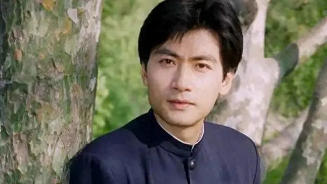 陆剑民|出道36年平平无奇，老婆却靠一首歌红了35年，如今成春晚常客