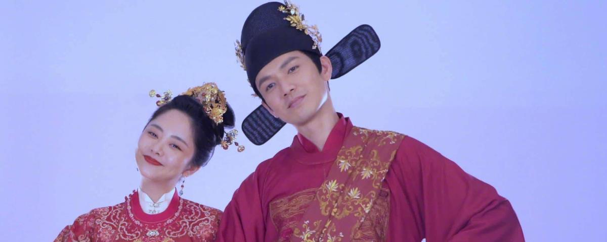 事实证明，33岁的“国民闺女”谭松韵，走上了另一条道路