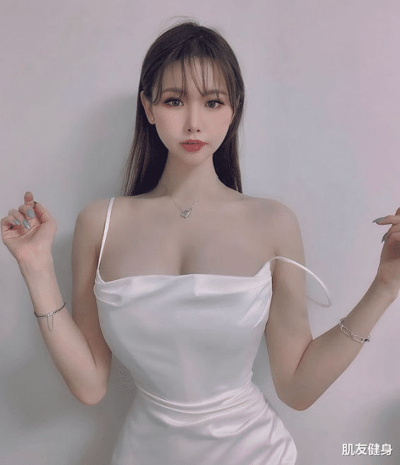 健身|女主播健身5年打造尤物身材,是不是你的菜?