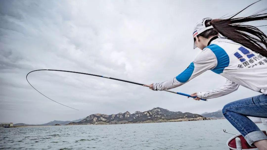 |俗话说“顺风尿尿，顶风钓鱼”，下风口好钓鱼？春钓选位别选错