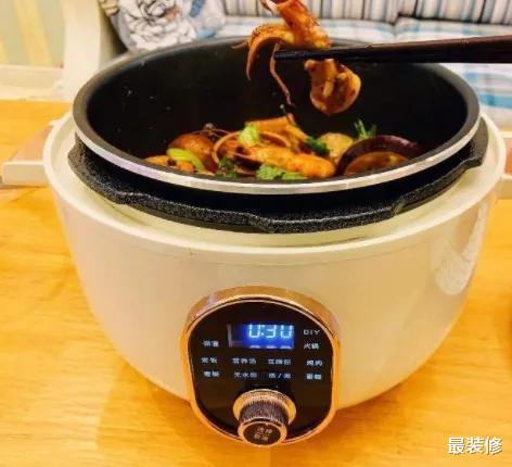 |电饭煲和电压力锅有何区别，哪个煮饭好吃？看懂这篇文少花冤枉钱