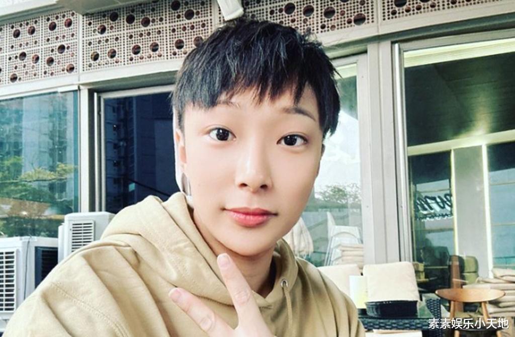 噩耗!31岁歌手服药自杀,在医院抢救仍未脱离危险,目前吐血昏迷