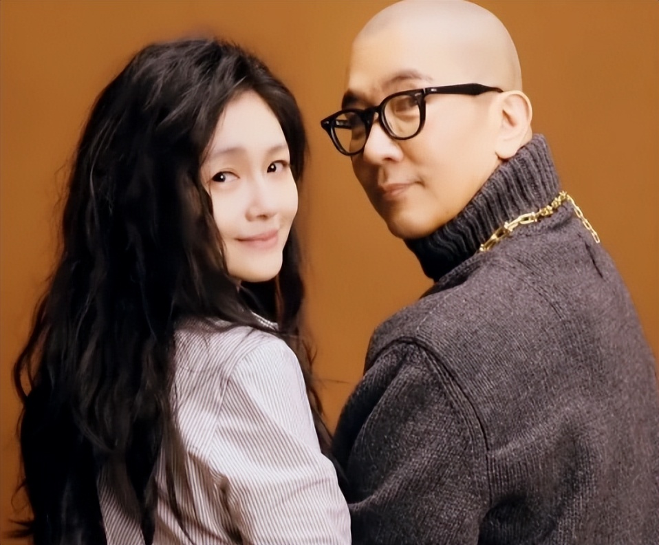 瞒不住了！葛斯齐受威胁后，晒大S12G劲爆视频，具俊晔疑将她软禁