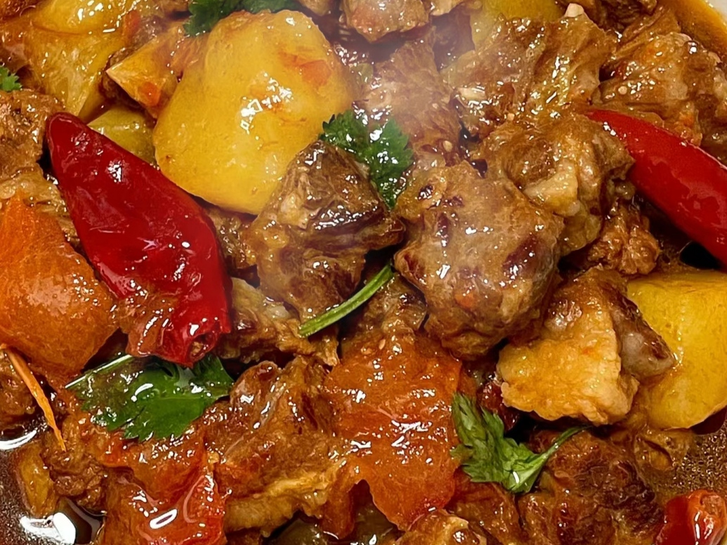 食盐|新年将至，建议大家别太节省，家宴准备八道硬菜，营养搭配氛围足