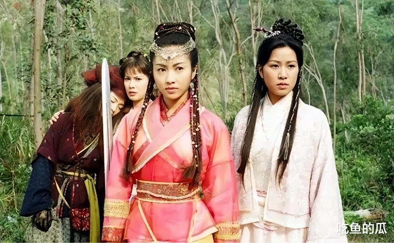 港剧的审美真奇怪，这4位演员长相平平，却总当主角演大美女，不理解