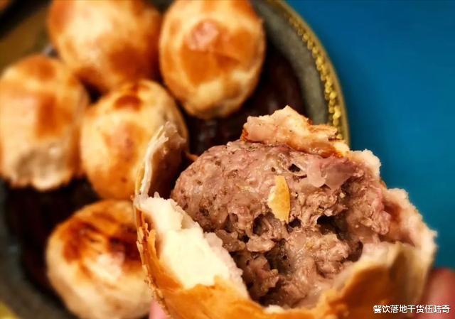 豆腐|网红新疆烤包子?热闹的街,店一个顾客都没,最终还是被割了韭菜