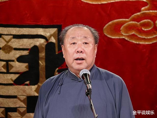 郭德纲|“德云四老”从不登台，郭德纲却每月发2万工资，他们是我恩人