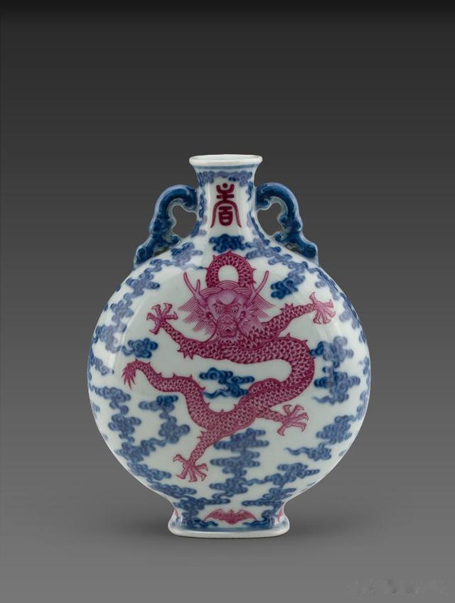 |清乾隆瓷器上的龙纹