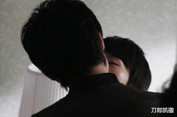 因“潜规则”而爆红女星的瓜！