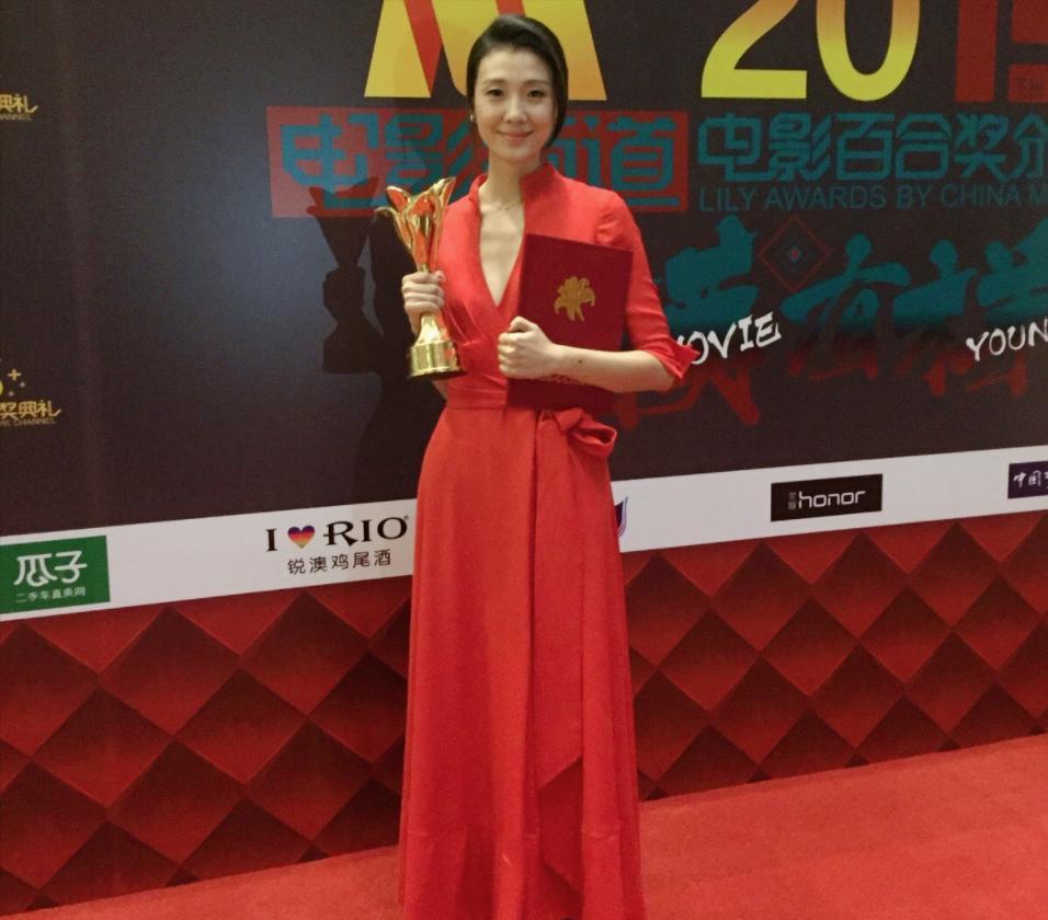 倪景阳|身高182的倪景阳嫁165的谢晖,39岁生子边演戏边顾家婚姻幸福美满