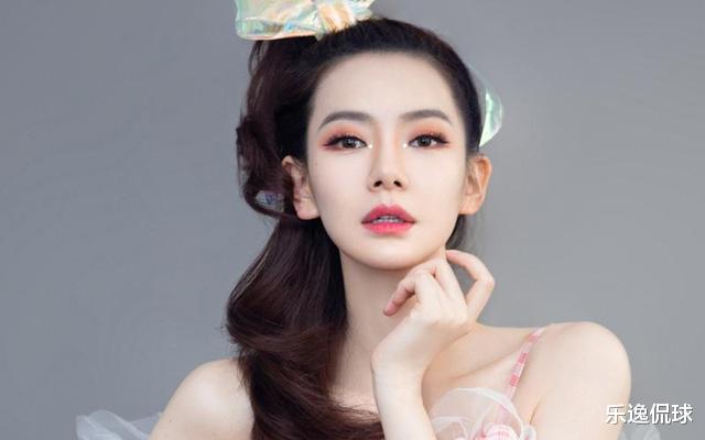 迪丽热巴|现实干瘪无美感,荧幕上光彩照人,有“上镜脸”的女星只服这7位