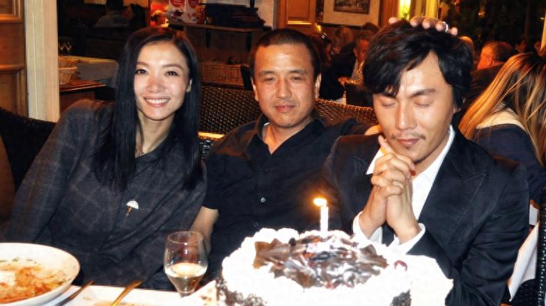 婚变再添实锤,伊能静忍无可忍说出了真相,秦昊该怎么办?