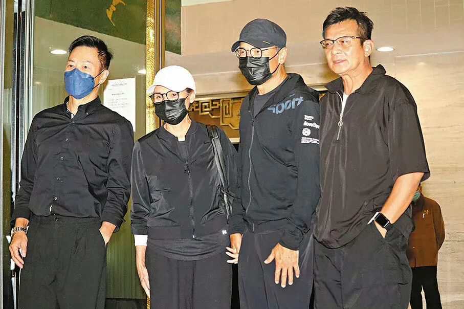 三天王灵堂缺席，戳穿了娱乐圈人情世故，看来刘德华真的人间清醒